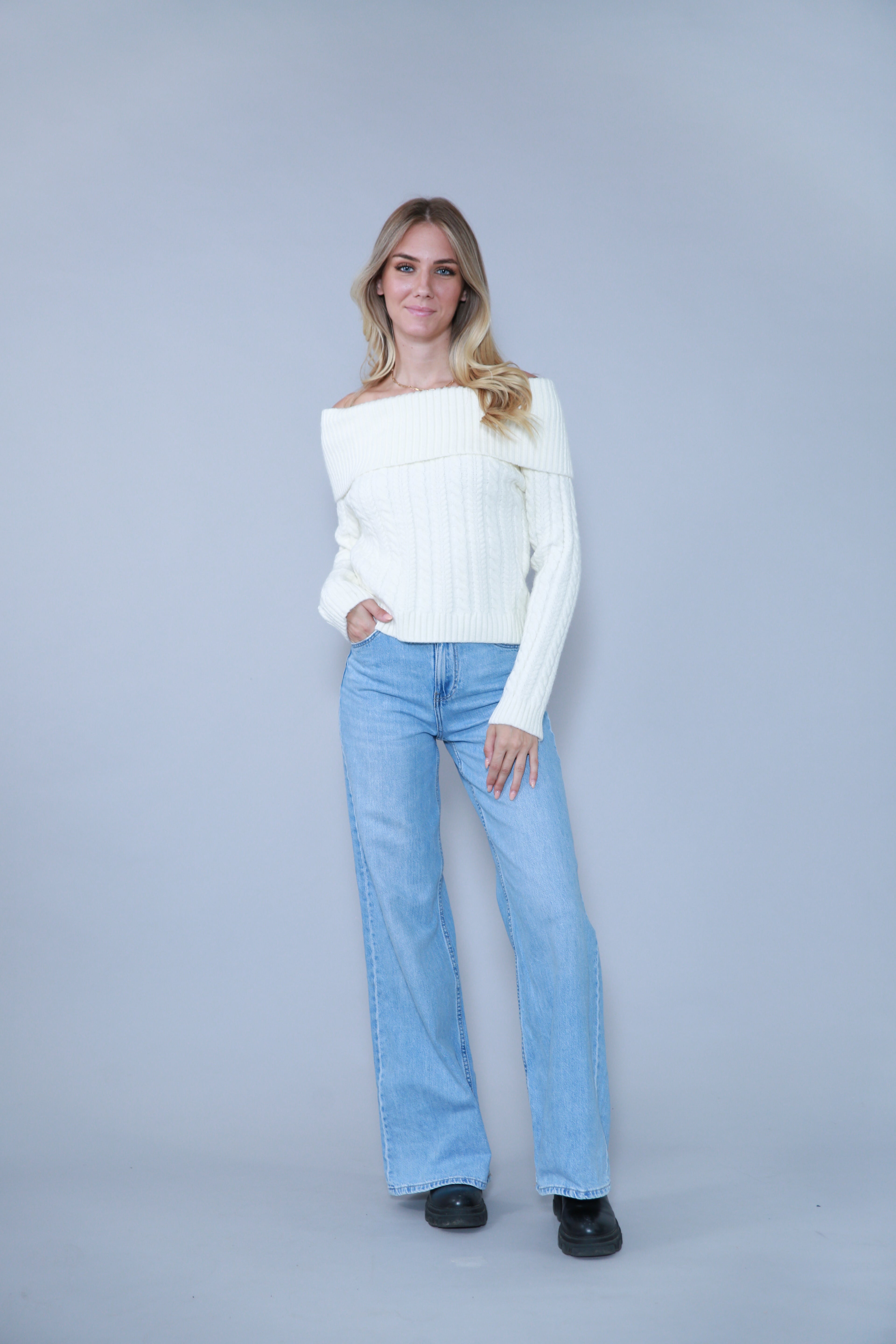 PULL COL BATEAU MANCHES LONGUES EN MAILLE