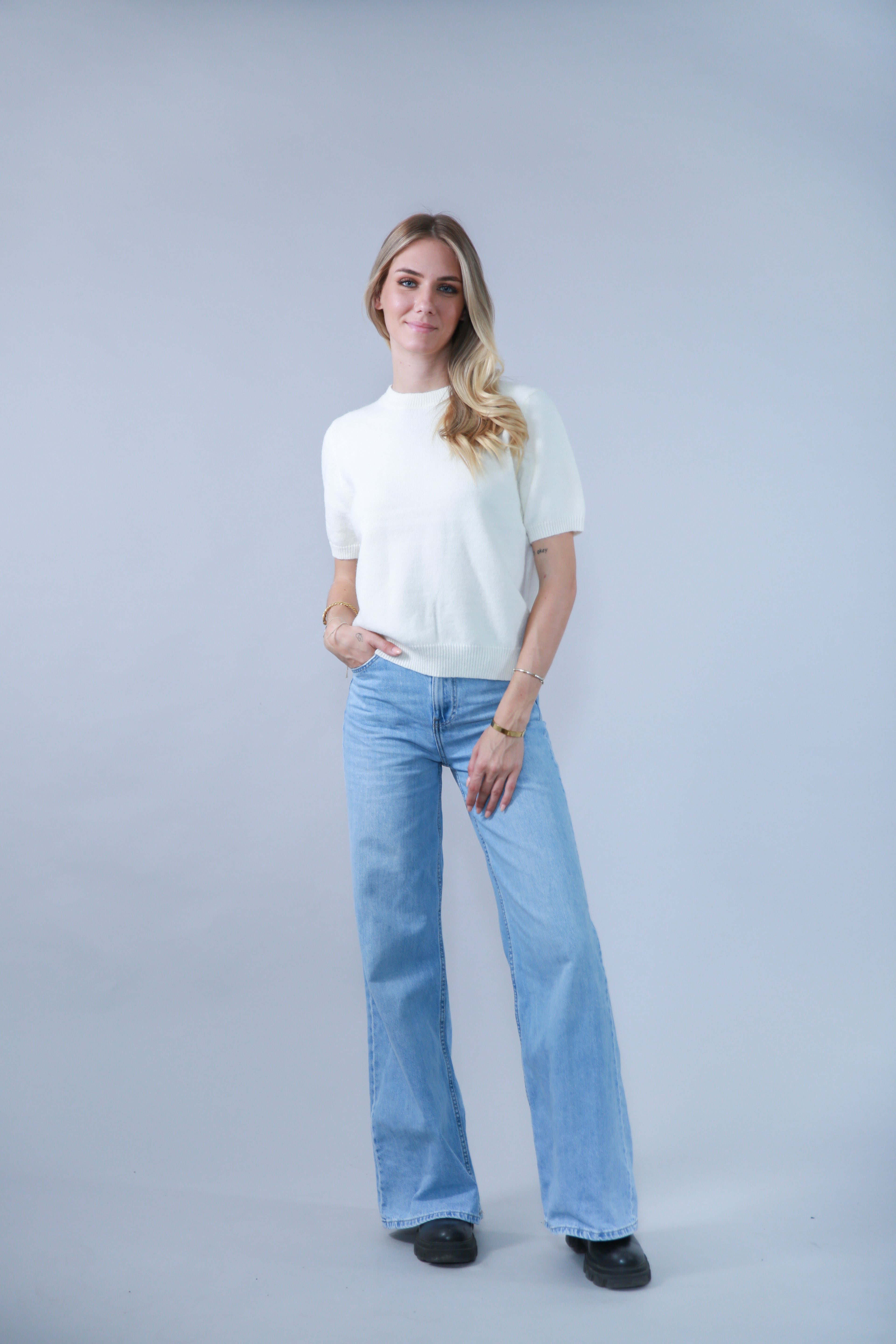 TOP MANCHES COURTES EN MAILLE