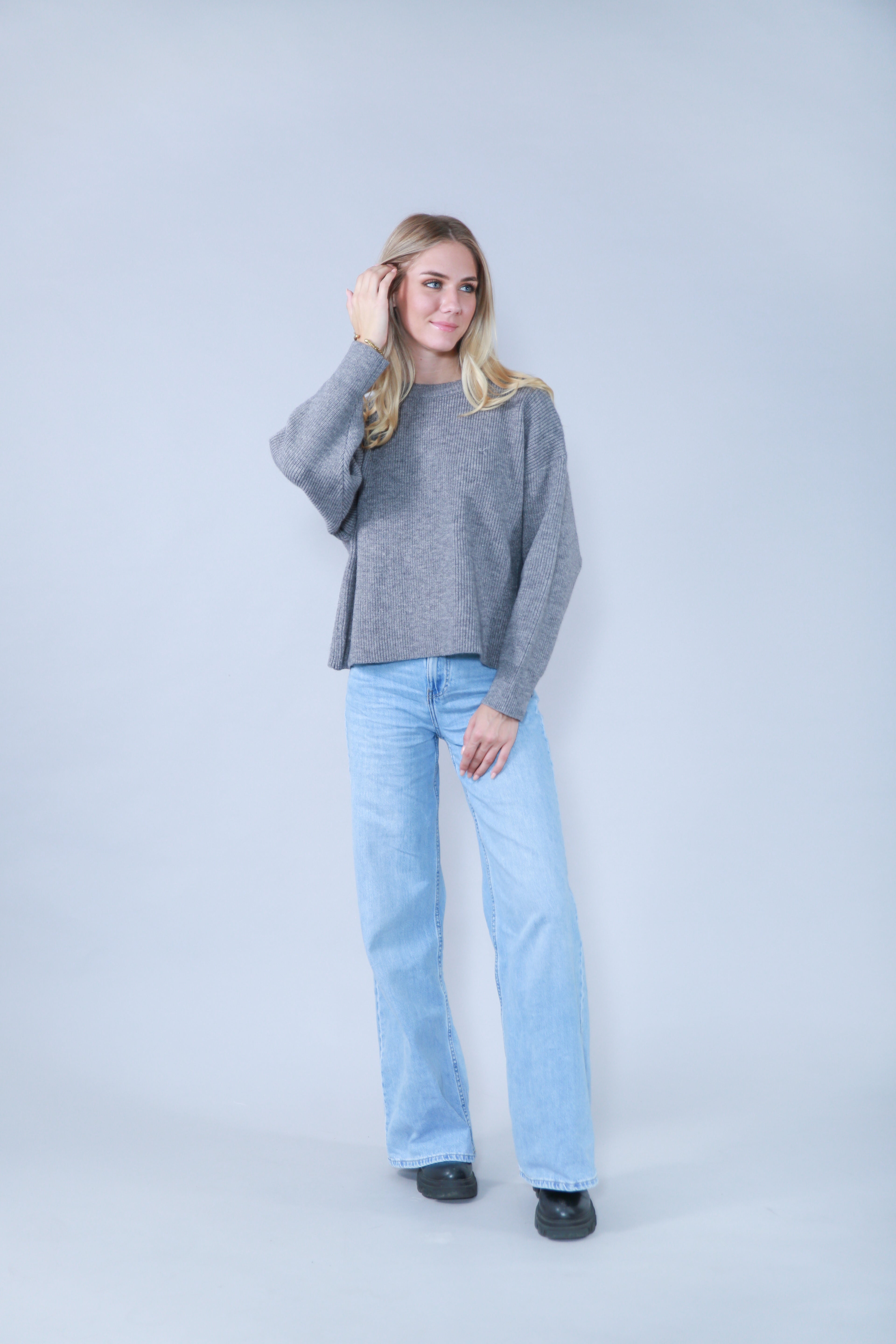 PULL EN MAILLE COL ROND