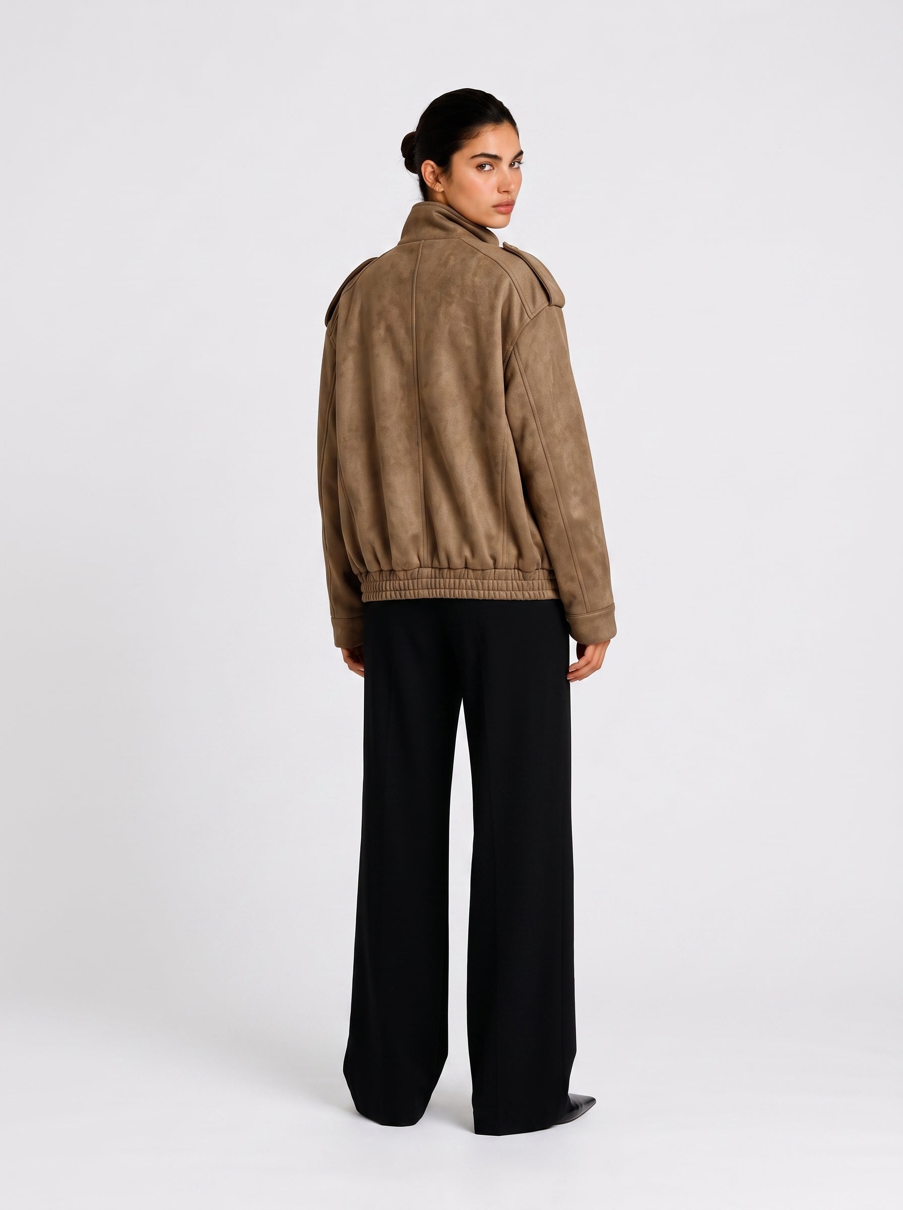 #couleur_taupe