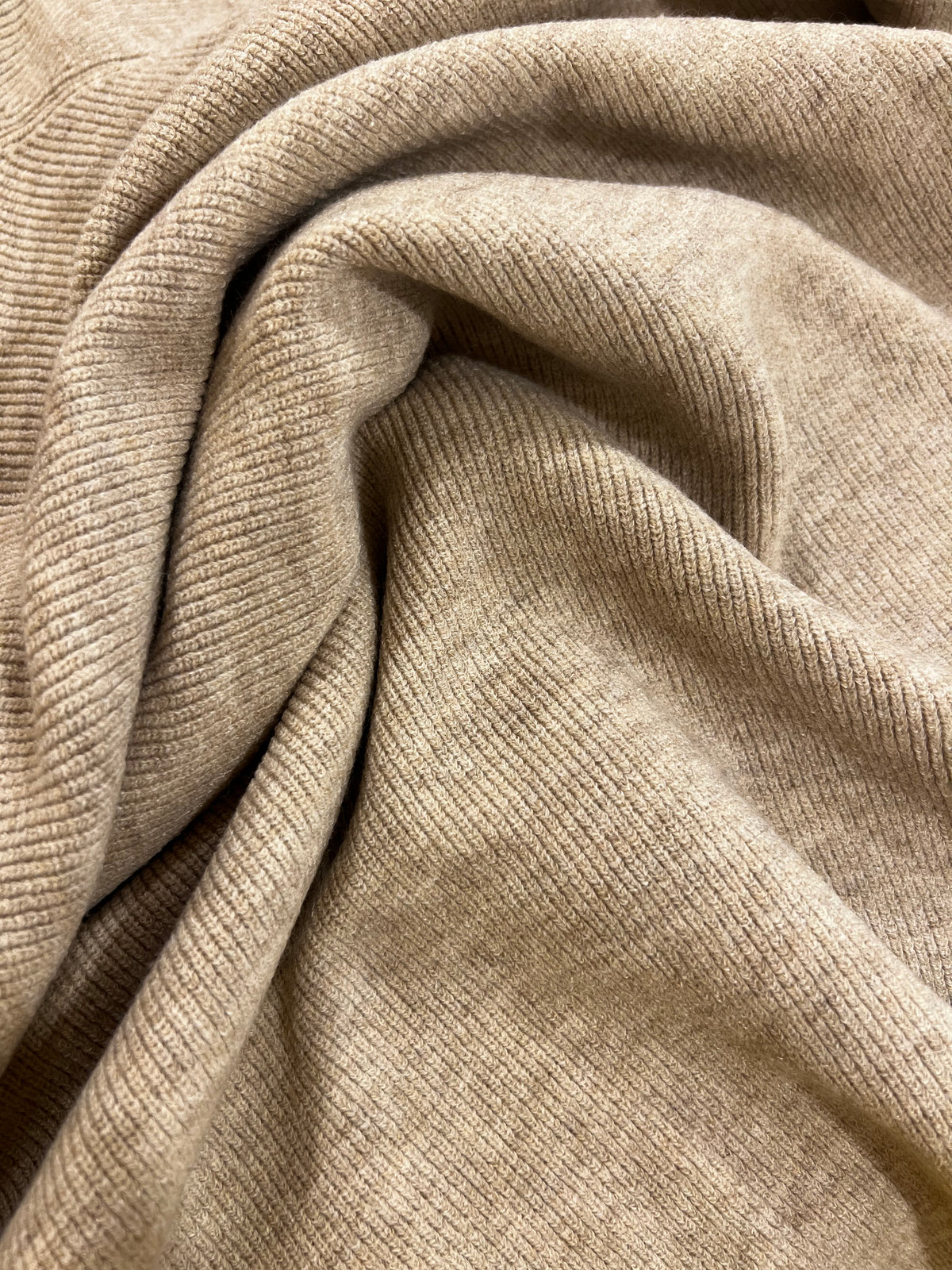 #couleur_taupe